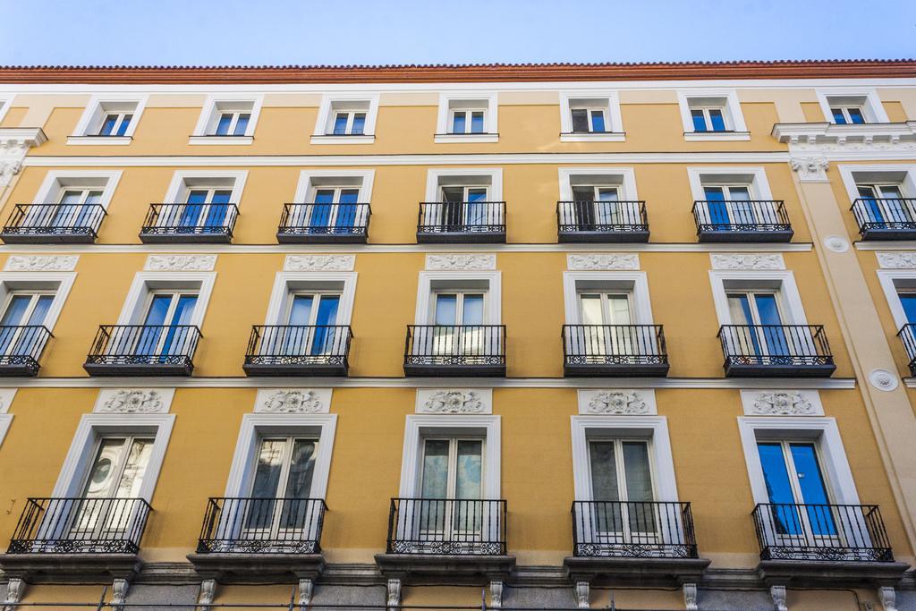 Mola Suites Madri Exterior foto