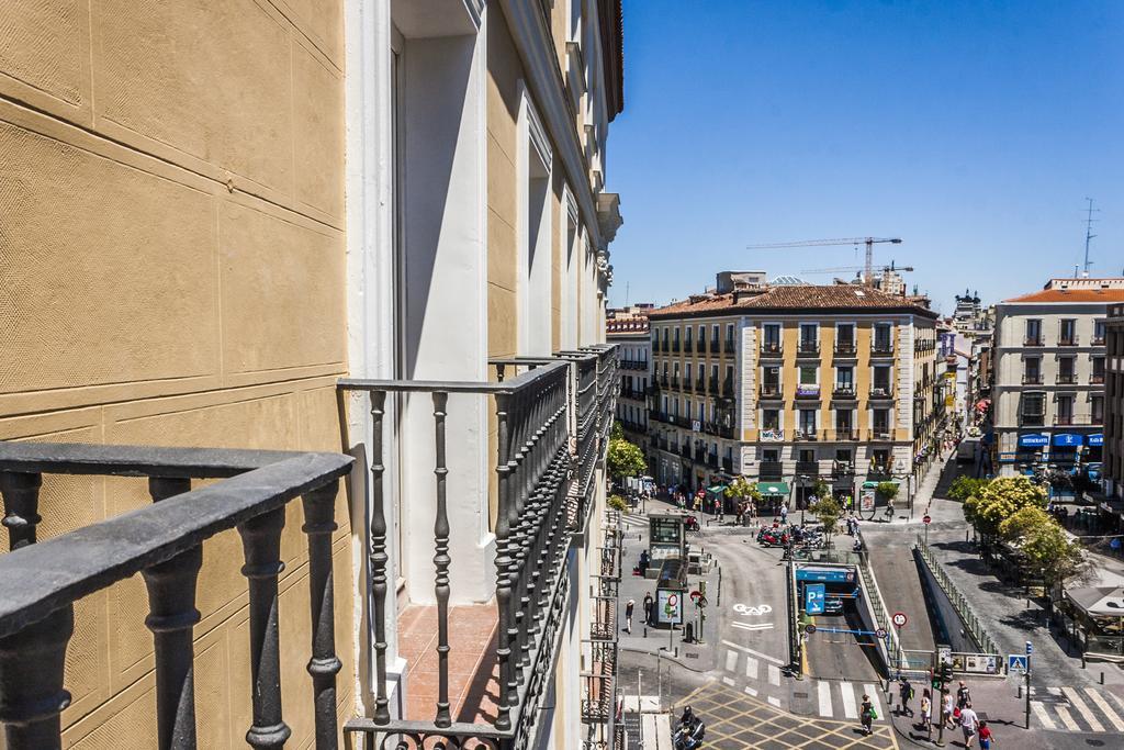 Mola Suites Madri Exterior foto