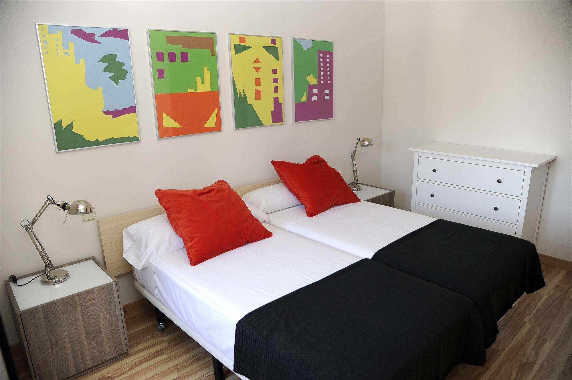 Mola Suites Madri Exterior foto